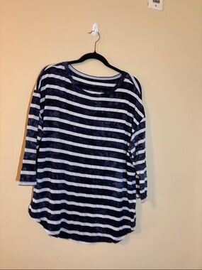 Women’s Navy and White Striped Long Sleeve Tee